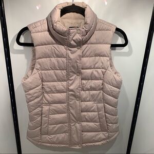 GAP Fitted Vest Women Size X-Small Pale Pink Warmest Polaris